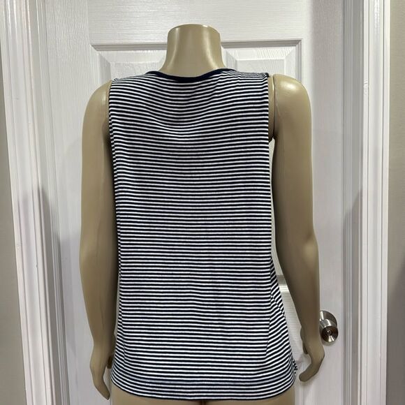 THEORY NAVY BLUE TANK TOP. - Picture 5 of 7